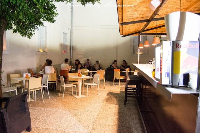 Art Gallery Cafe Music Bar Split